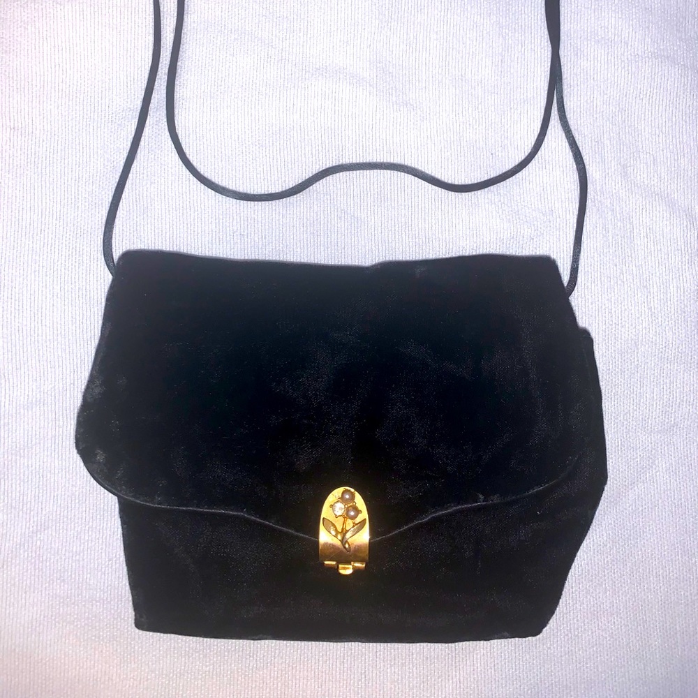 Vintage plush feel Avon hand bag